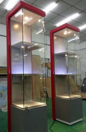 Display case sheet metal molding