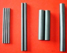 Varias barras de torneado utilizadas comunmente en tornos automaticos
